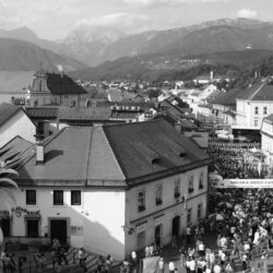 National Costumes and Clothing Heritage Days have had great impact on the attitude towards tradition in Kamnik. View of Kamnik at the time of the event in 2011.