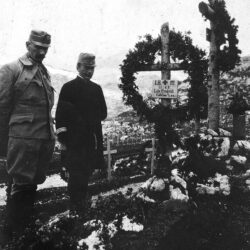 To Slovenians, Judenburg became one of the symbols of suffering during the First World War. At the grave of a soldier from the 17th Infantry Regiment; courtesy of Aleš Koželj, Kamnik.